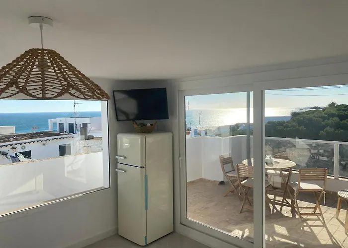 Casa Martin Calle Jurel, Viviendas Frente A La Playa En Barrio De Los Pescadores De Conil